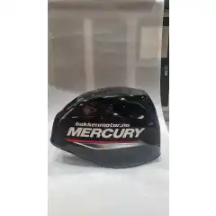 <p>Originalt nytt motordeksel for nyere Mercury F 30 ELPT EFI - med skader (sm&aring; riper) - selges rimelig!</p>
