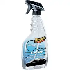 <p>Perfect Clarity Glass Cleaner fra Meguiar's renser og vasker alle glassoverflater. Gir bedre sikt og fjerner selv de t&oslash;ffeste flekker.</p>
