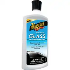Glass Polish Compound fra Meguiar's dyprenser glass og fjerner flekker etter vann. Forbedrer sikten og gj&oslash;r glasset glatt. Sv&aelig;rt effektiv.