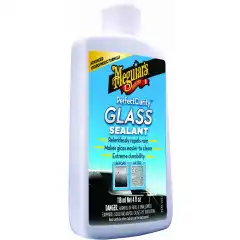<p>Meguiar's Glass Sealant skaper en sv&aelig;rt vannavst&oslash;tende overflate p&aring; glass, og andre lignende overflater.</p>
