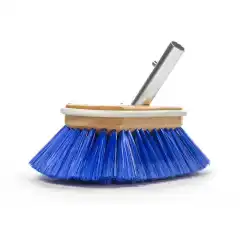 <p>Vaskeb&oslash;rsten er utviklet for raskt og effektivt &aring; rengj&oslash;re forskjellige omr&aring;der som gelcoat, glassfiber, metall, teak, antisklidekk, og generell rengj&oslash;ring.</p>
