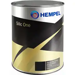 Silikonbasert l&oslash;semiddelfritt bunnstoff fra Hempel. Passer til alle typer b&aring;ter og gir lav friksjon samtidig som den hindrer begroing.