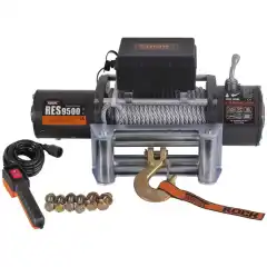 Kraftig, elektrisk b&aring;ttilhengervinsj fra Rock med fjernkontroll. Vinsjen har kapasitet til &aring; trekke 4313 kg og anbefales til b&aring;ter opp til 2900 kg.