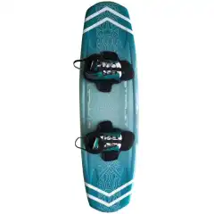 <p>Lettkj&oslash;rt og morsom wakeboardpakke! Her f&aring;r du en super kombinasjon av et wakeboard som er lett &aring; kontrollere, og en binding som gir deg maksimal kontroll.</p>
