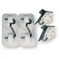 Snap-davit med PVC-puter. Praktisk sett for &aring; vippe jolle/gummib&aring;t av PVC akter p&aring; b&aring;ten.