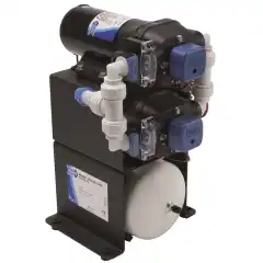 <p>Trykkvannssystem for store b&aring;ter med 2 pumper og akkumulatortank.</p>
