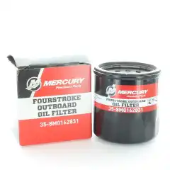 <p>Originalt oljefilter for Mercury og Mariner - kan ogs&aring; brukes til Yamaha og Honda motorer.</p>
