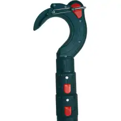 En annen versjon av den velkjente b&aring;tshaken Hook &amp; Moor som p&aring; en enkel m&aring;te trer en fort&oslash;yningstamp gjennom b&oslash;yeringen, bryggepulleren eller den liggende ringen.