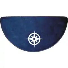 <p>Marinebl&aring; halvsirkelformet matte med hvit tekst/kompass.</p>
