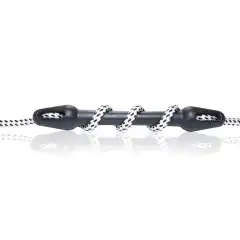 Fort&oslash;yningsfj&aelig;r laget av formpresset EPDM gummi som er motstandsdyktig mot v&aelig;r, vind og salt.