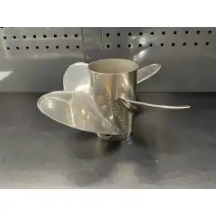 <p>Brukt original st&aring;lpropell fra Mercury. Kontraroterende variant.</p>
