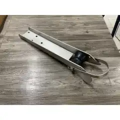 <p>Baugrulle til ukjent b&aring;t selges billig!</p>
