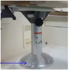 <p aria-label="Oversatt tekst: Anodisert aluminium" data-placeholder="Oversettelse" data-ved="2ahUKEwjC_-aprJiMAxXLPxAIHa9_GAUQ3ewLegQICBAV" dir="ltr" id="tw-target-text">Anodisert base til bords&oslash;yle.</p>
