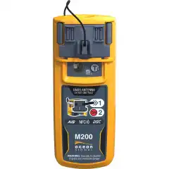 <p>Ocean Signal M200 er en profesjonell mann-over-bord (MOB) enhet som kombinerer AIS, DSC og 121,5 MHz n&oslash;dsignaler for rask og effektiv redning.</p>
