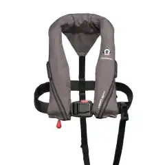 En kompakt oppbl&aring;sbar redningsvest fra Crewsaver - designet med 3D-teknologi.