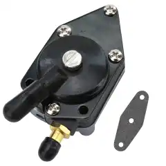 <p>Original bensinpumpe for utvalgte Evinrude/Johnson modeller.</p>
