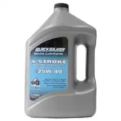 Motorolje for 4-takts utenbordsmotor.