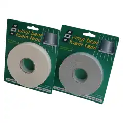 <p>Selvheftende tetningslist i vinyl. For profesjonell tetting av vinduer, dekksluker, motorromsluker osv.</p>

